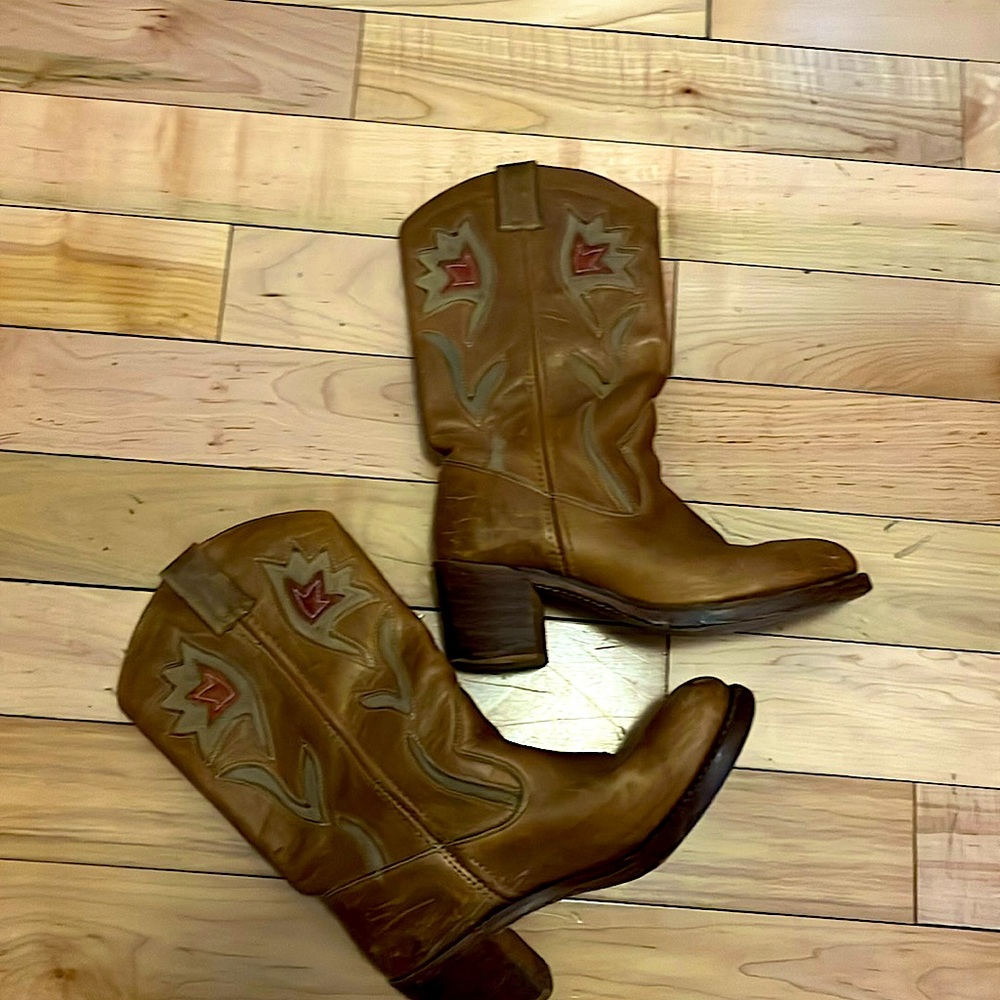 Frye Boots - 7.5 -gorgeous color